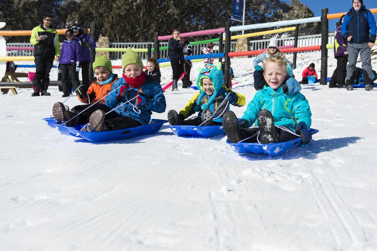 Ski Club Of Victoria - Ivor Whittaker Lodge Маунт Булер Екстериор снимка